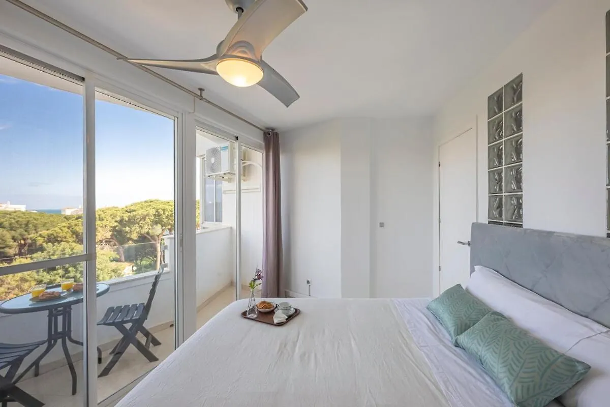 Marvellous 1 Bedroom Beachfront Flat With Parking And Pool Sitio de Calahonda