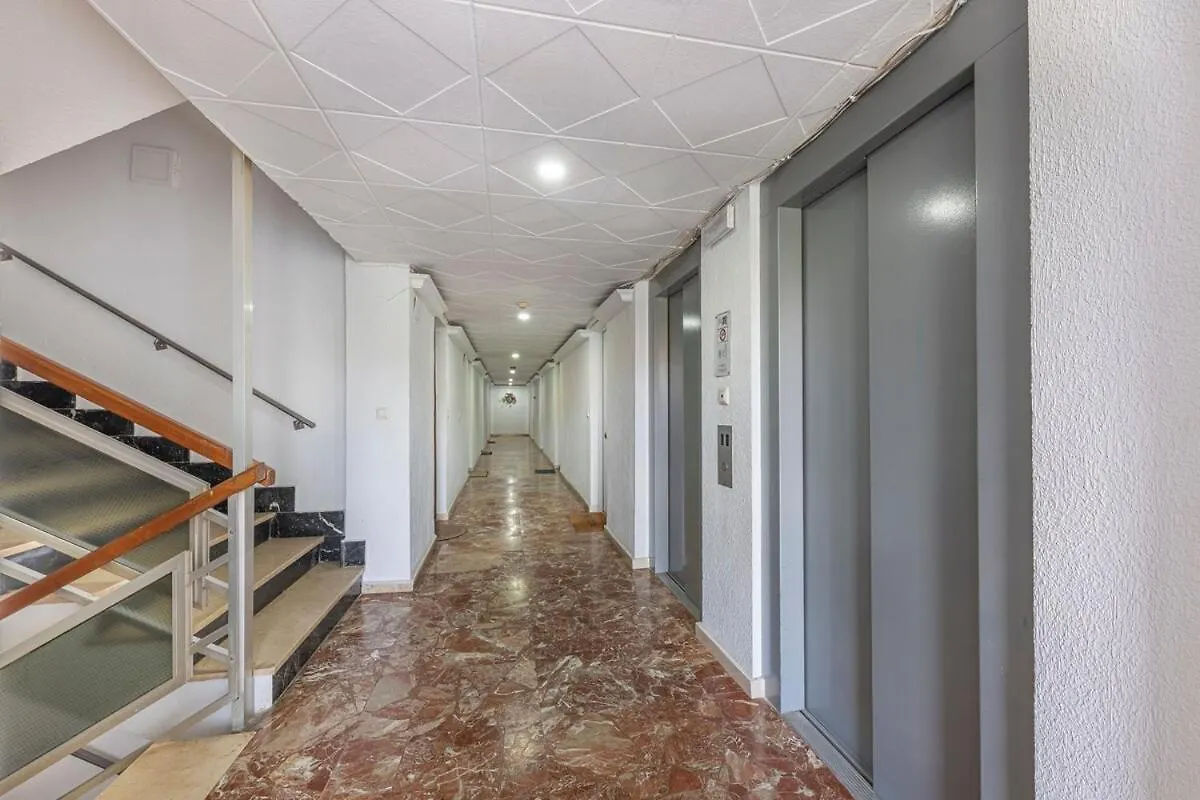 شقة Marvellous 1 Bedroom Beachfront Flat With Parking And Pool Sitio de Calahonda