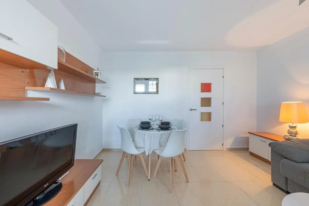 شقة Marvellous 1 Bedroom Beachfront Flat With Parking And Pool Sitio de Calahonda